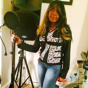 Meet your Posher, Davlin